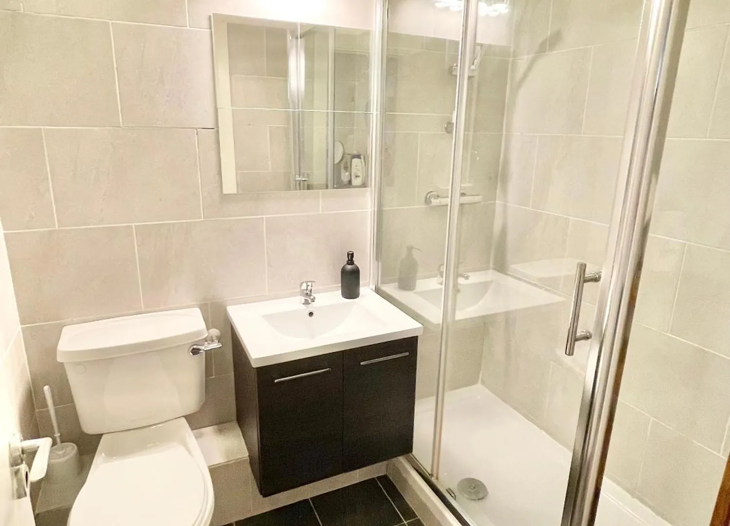 1 Bedroom Apartment In Temple Bar Dublin 0*,